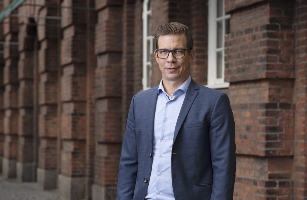 Portræt af Torben Klitmøller Hollmann, sektorformand i Social-Sundhed, FOA.