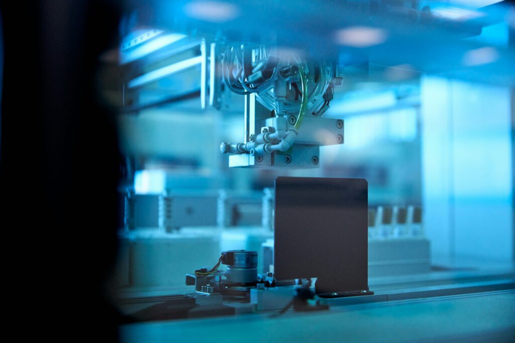 FOM Technologies: Vinder ordre fra amerikansk forsvarslaboratorium Foto: Unsplash af Testalize.me