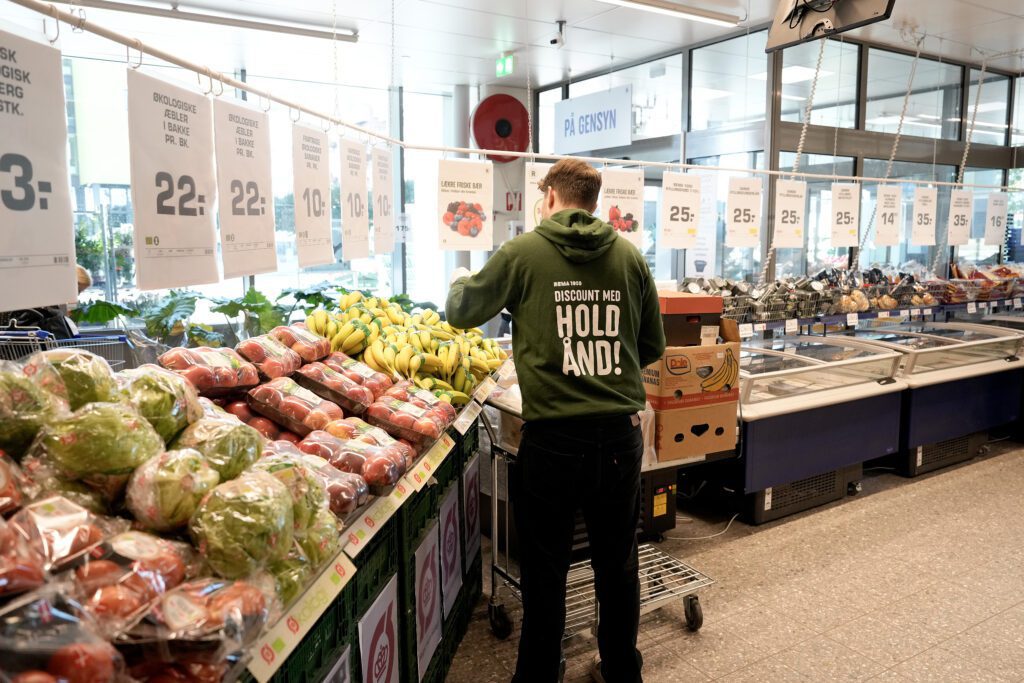 Det skal kunne betale sig at tage sit første job DSK direktør Jannick Nytoft